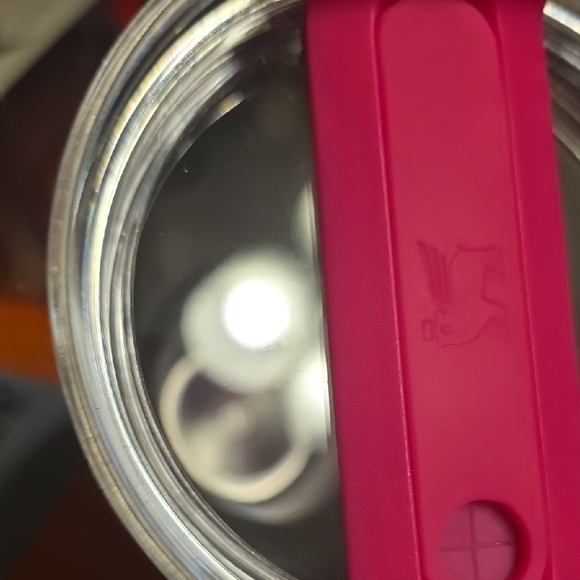 Stanley Quencher H2.0 Tumbler in Light Pink - Picture 4 of 5
